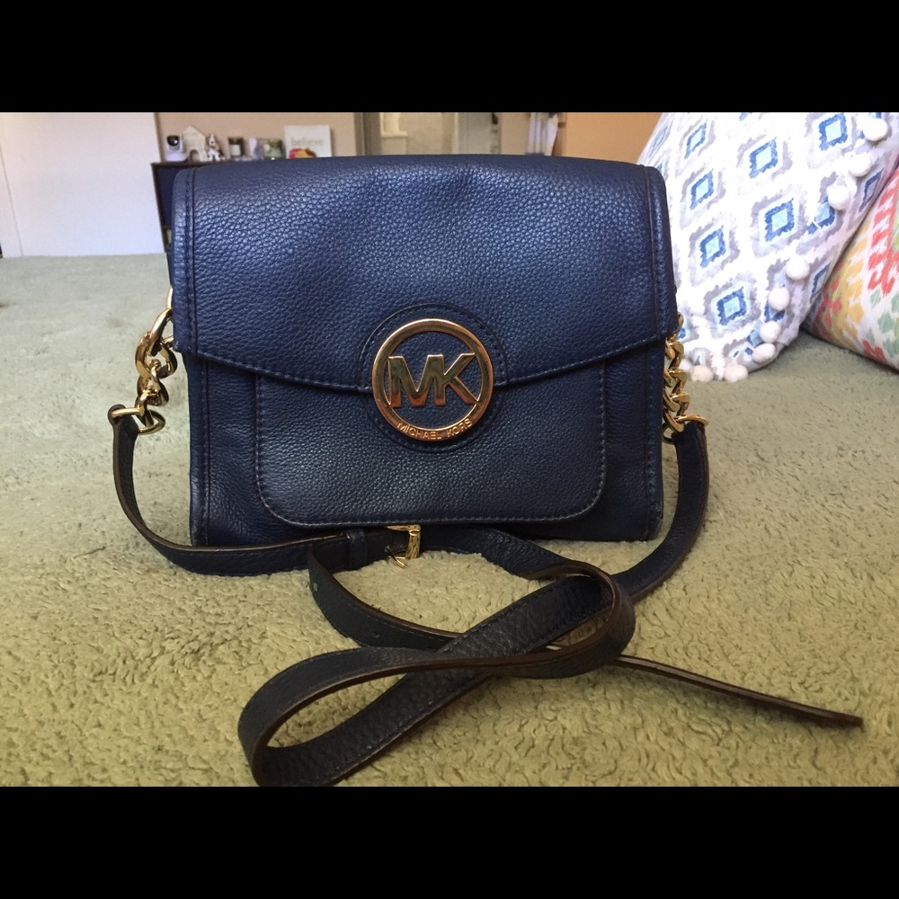 Michael Kors crossbody purse